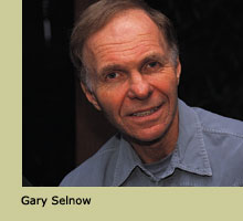 A head shot of Professor Gary Selnow.