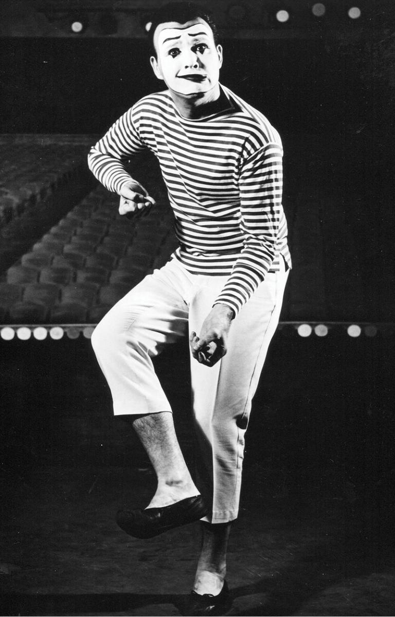 Bernard Bragg performing a mime act